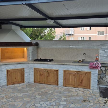 Stylish Flats With Two Bedrooms In Premantura Exterior foto