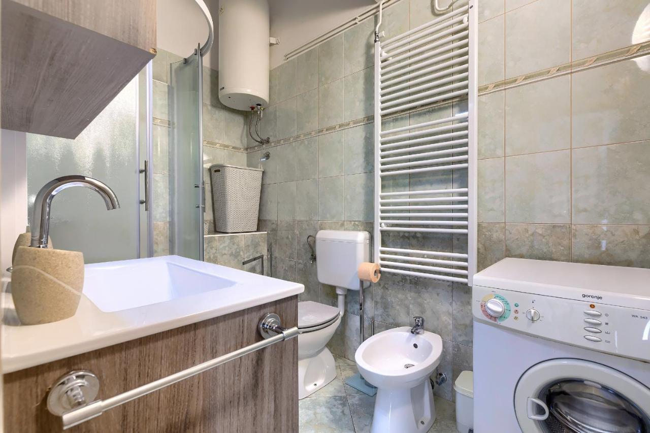 Stylish Flats With Two Bedrooms In Premantura Exterior foto
