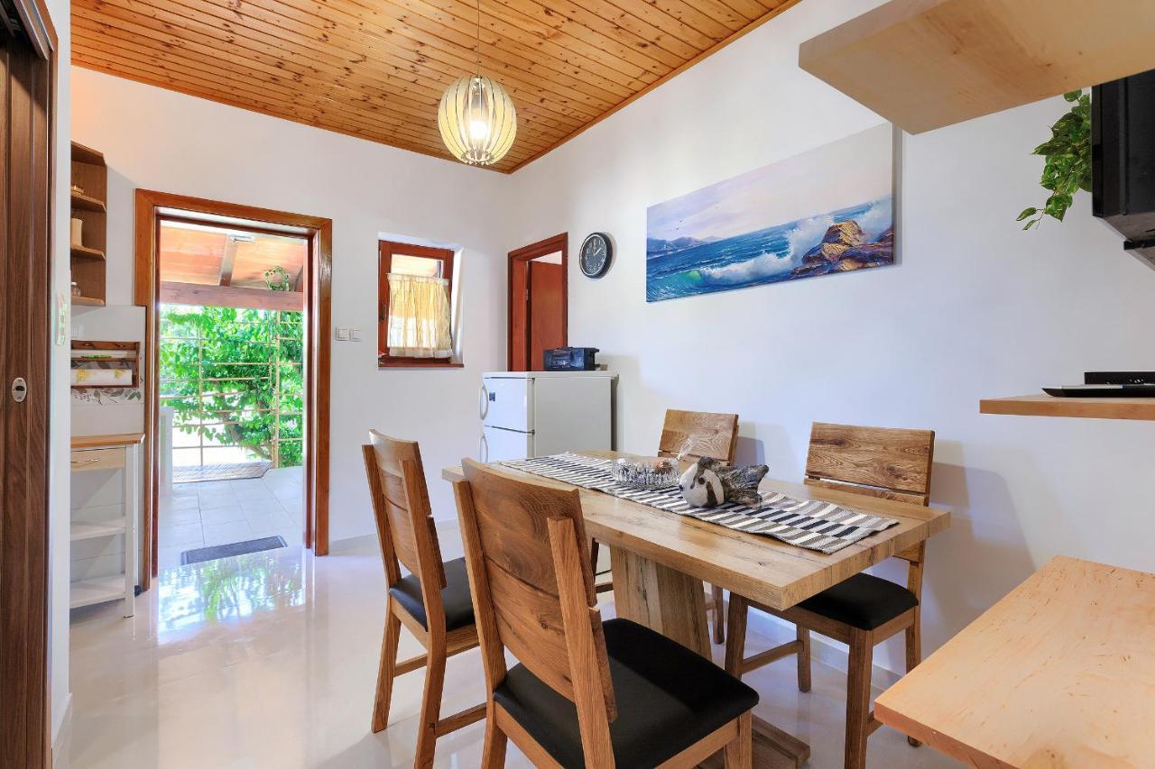 Stylish Flats With Two Bedrooms In Premantura Exterior foto